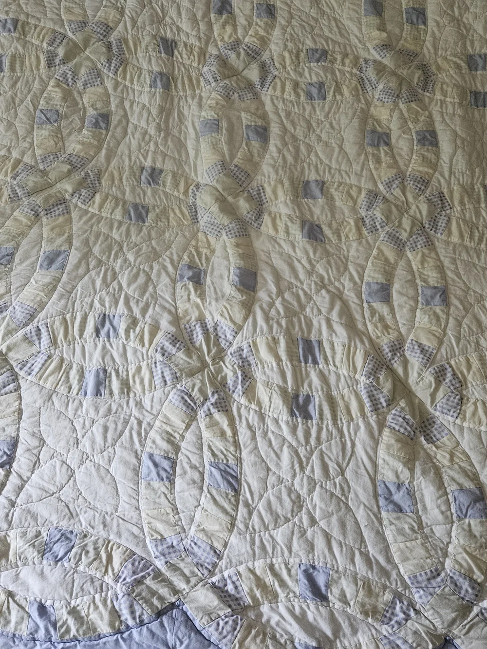 Light Blue and Cream Quilted Bedspread - Classic Wedding Ring Pattern